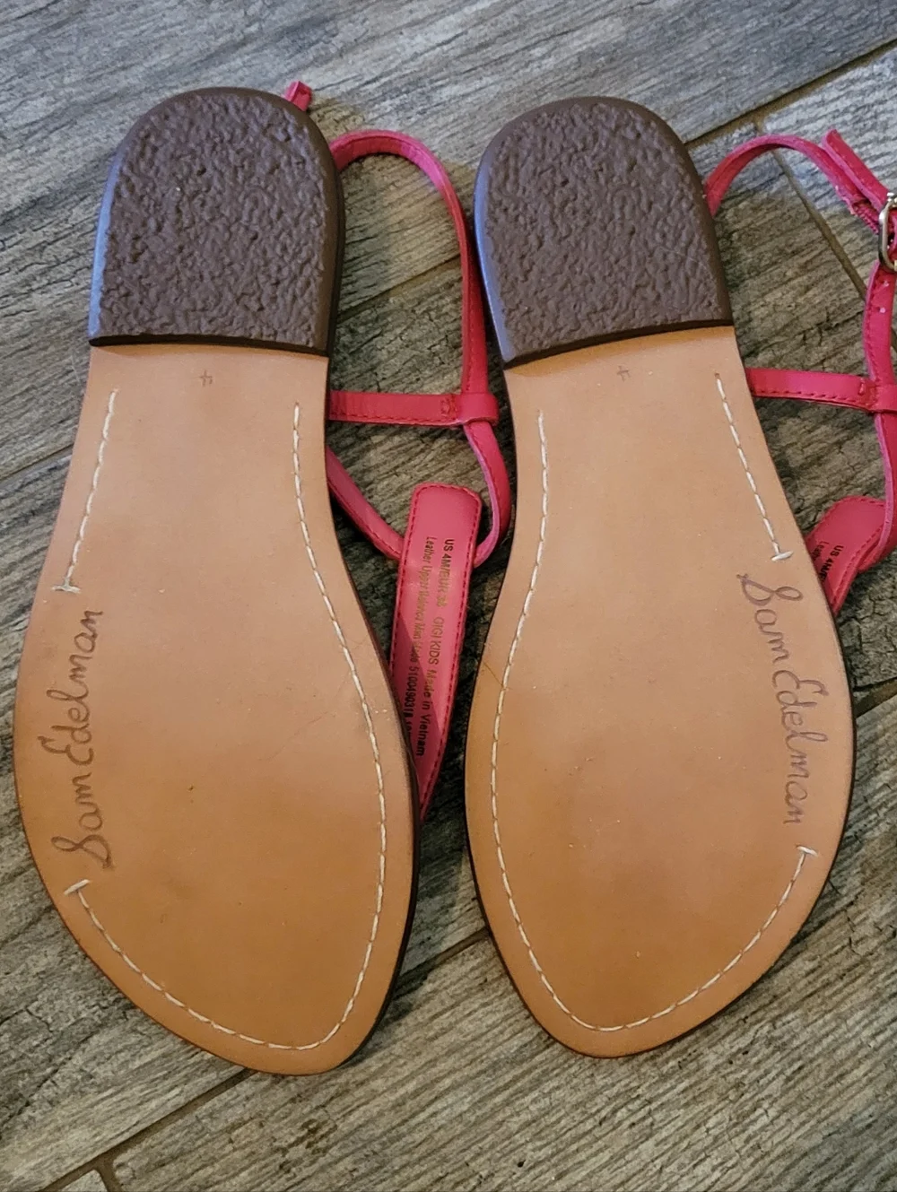 Sam Edelman Gigi Croc Embossed Leather Thong Sandals Fuchsia Pink Summer
